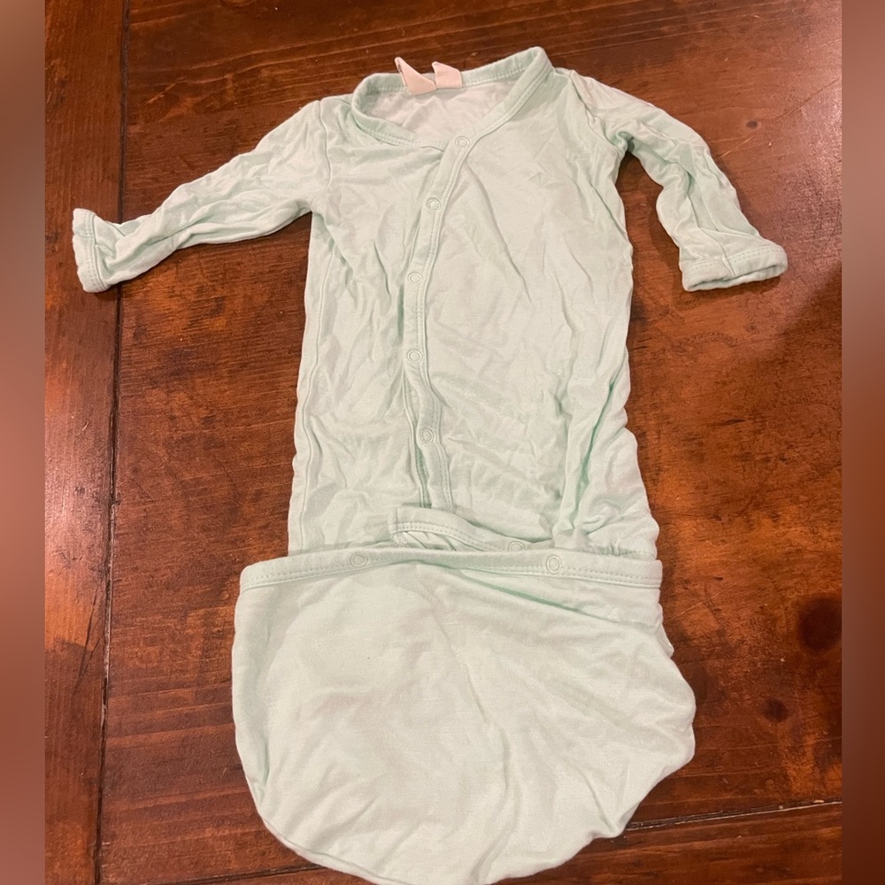 Kyrebaby Gown 0-3m